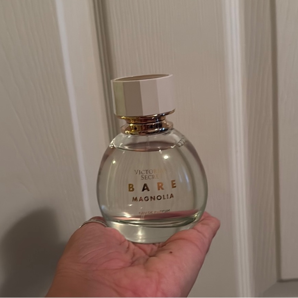 Victoria's Secret Bare Magnolia - Picture 2 of 2